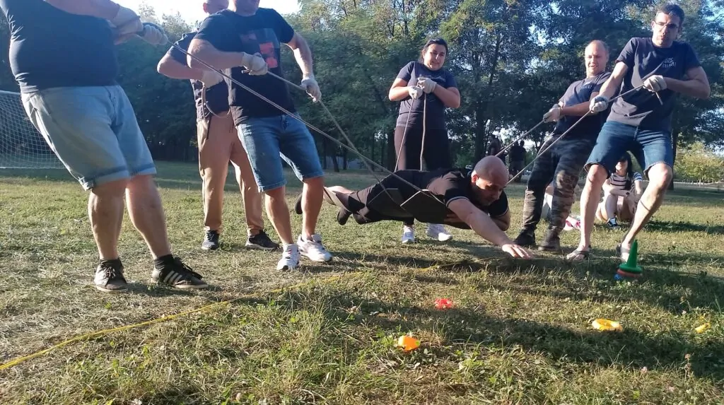 From Planning to Action: New Products Group Holds a Team-Building Event Featuring Volleyball and a Ropes Course