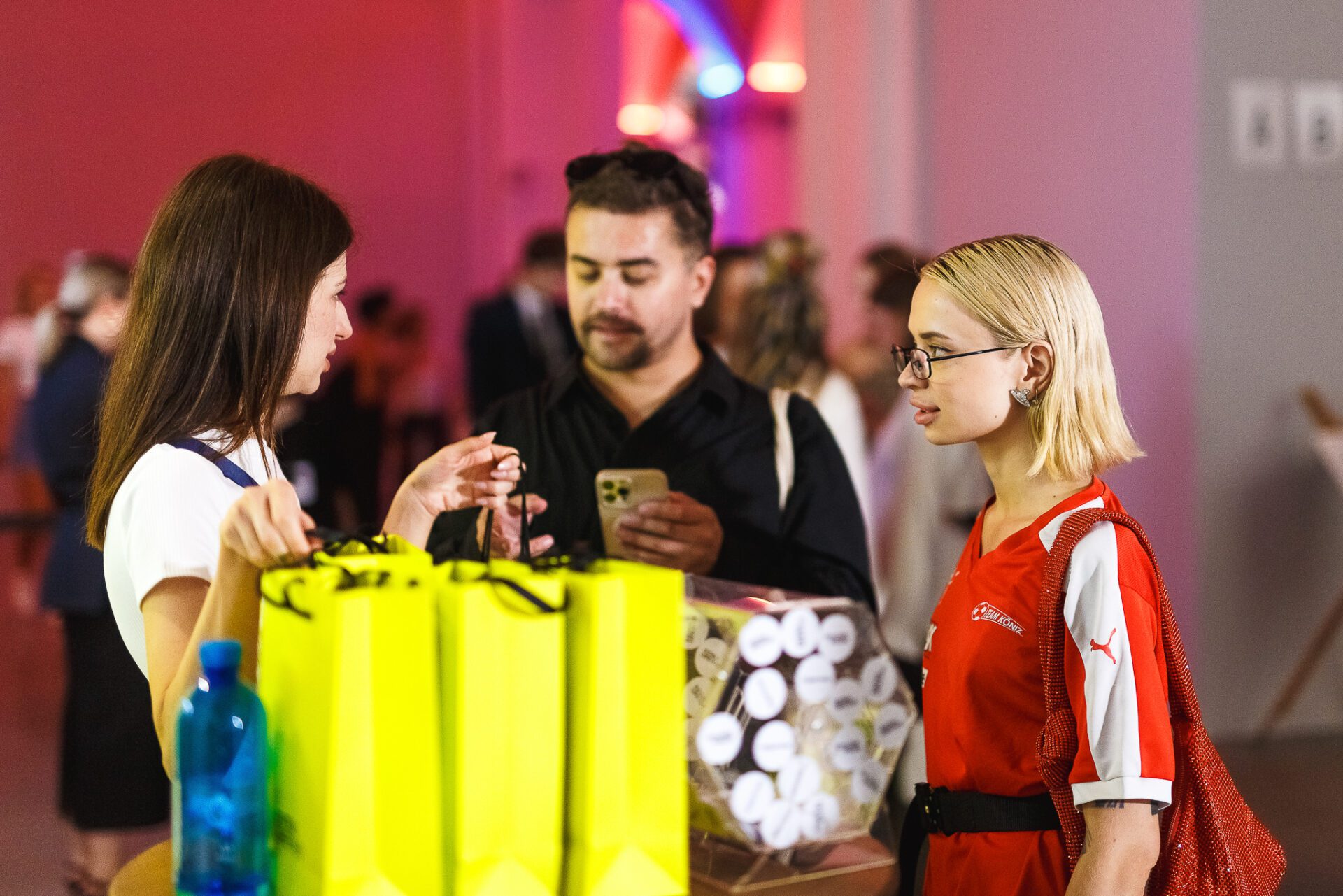 Fashion Meets Wellness: Extra Life Shines Ukrainian Fashion Week SS25!